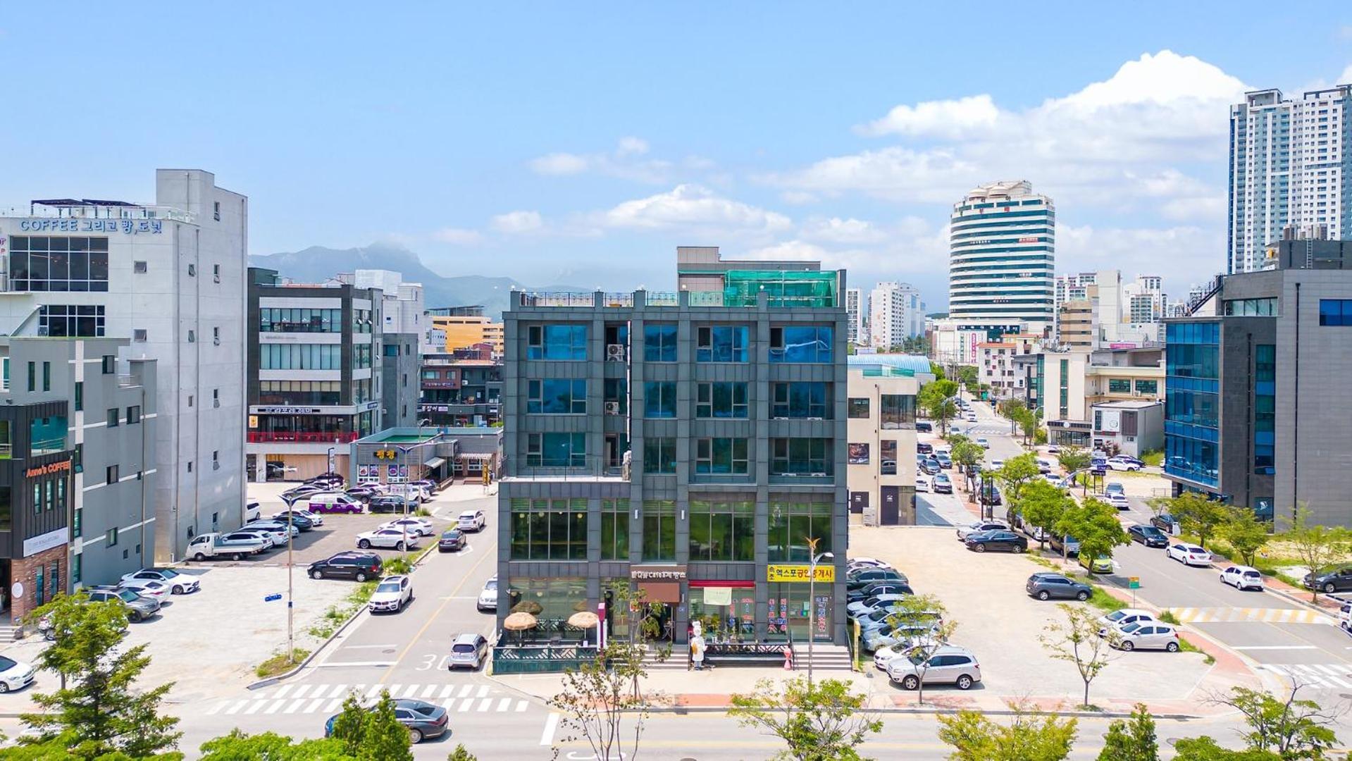 Sokcho Ocean View Pension Экстерьер фото